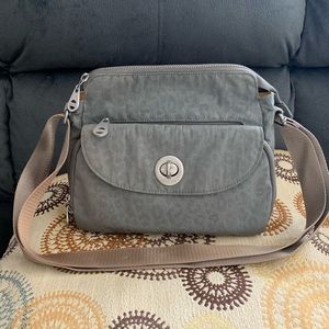 BAGGALLINI Gray Purse EUC